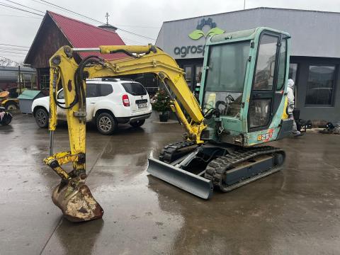 Yanmar B25V minikotró Yanmar B25V minikotró