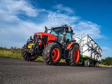 Kubota M6002 traktorok készletről eladók Kubota M6002 traktorok készletről eladók