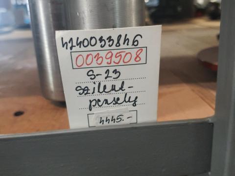 4240.03384.6 S-23 szilentpersely E-514 kombájnhoz 4240.03384.6 S-23 szilentpersely E-514 kombájnhoz