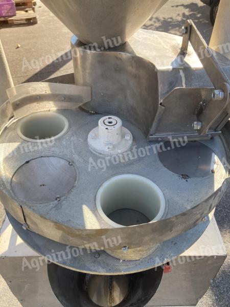 Csomagoló gép eladó