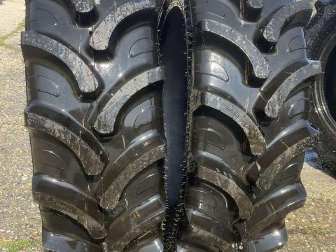 320/70R28 Galaxy Earth Pro Radial 700 119A8 TL 320/70R28 Galaxy Earth Pro Radial 700 119A8 TL