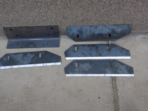 Ágaprító szecskázóhoz kés,  5 és 8 mm vastag késtartó Ágaprító szecskázóhoz kés,  5 és 8 mm vastag késtartó