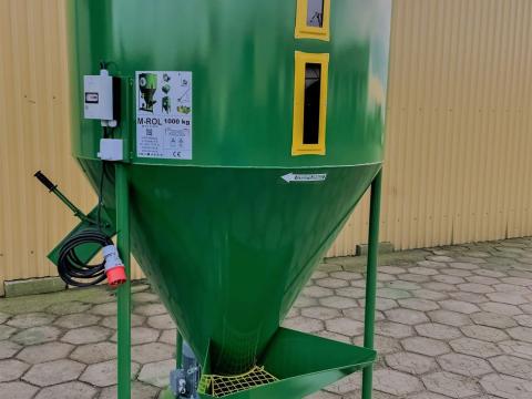 M-ROL Függőleges takarmánykeverő 750kg M-ROL Függőleges takarmánykeverő 750kg