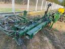 Garford Robocrop 8/12 soros precíziós,  hidraulikusan összecsukható (4 sorra) kultivátor