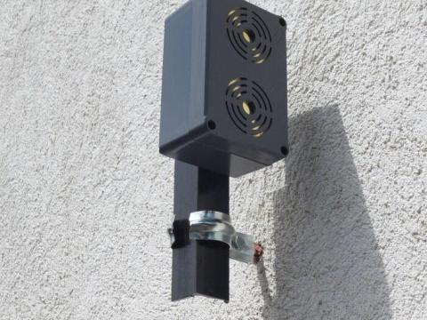 Harkályriasztó VIANO Dual akkuautomatikus frekvenciaváltó Harkályriasztó VIANO Dual akkuautomatikus frekvenciaváltó