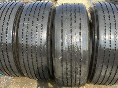 385/65R22,5 használt,  vágott teherautó-abroncsok 385/65R22,5 használt,  vágott teherautó-abroncsok