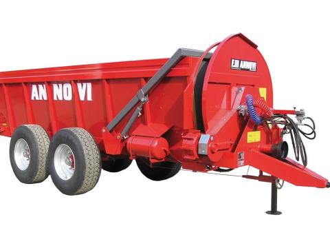 ANNOVI oldalkidobós szerves trágyaszóró ANNOVI oldalkidobós szerves trágyaszóró