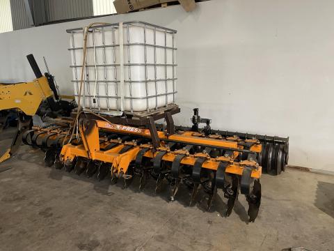 Eladó Simba X-Press 4,0 m függesztett rövidtárcsa Eladó Simba X-Press 4,0 m függesztett rövidtárcsa