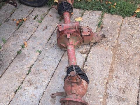 Zetor 5748 első híd Zetor 5748 első híd