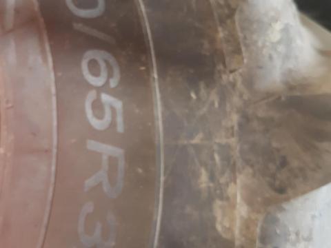 2 db Gumiabroncs eladó 2 db Gumiabroncs eladó