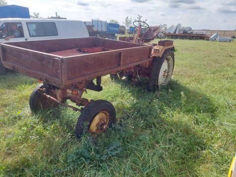 Rs 9 traktorok Rs 9 traktorok