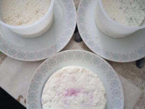 Kecsketej, kecskesajtok, kecskejoghurt eladók Kecsketej, kecskesajtok, kecskejoghurt eladók