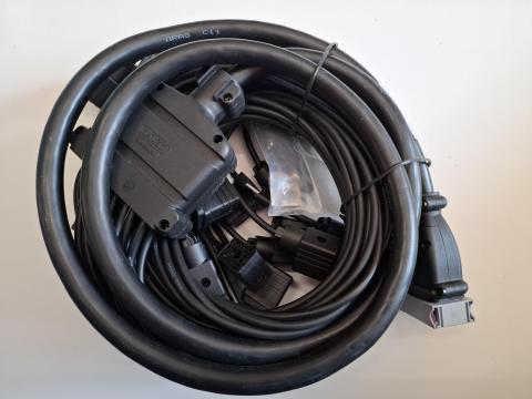 Kábel 14 szak.+G 3 wires +P B300 RCU 3M kábel Kábel 14 szak.+G 3 wires +P B300 RCU 3M kábel