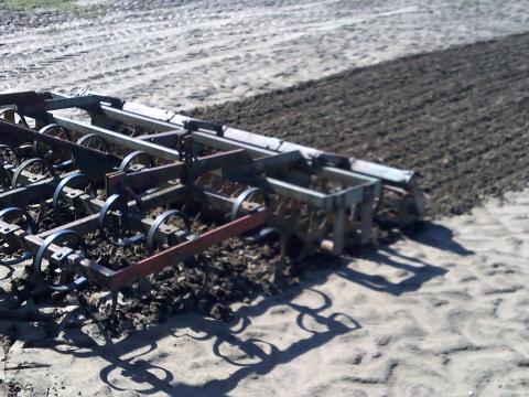 Nagy rugókapás kombinátór 270 cm széles 3 sor rögtörővel Nagy rugókapás kombinátór 270 cm széles 3 sor rögtörővel