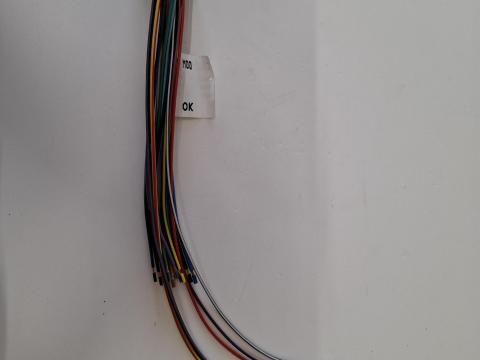 Csatlakozó aljzat Bravo 180 monitorhoz Csatlakozó aljzat Bravo 180 monitorhoz