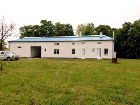 Állatorvosi rendelő,  raktár,  műhely? Belterületi 3000 m²-es telken,  295 m²-es csarnok eladó Állatorvosi rendelő,  raktár,  műhely? Belterületi 3000 m²-es telken,  295 m²-es csarnok eladó