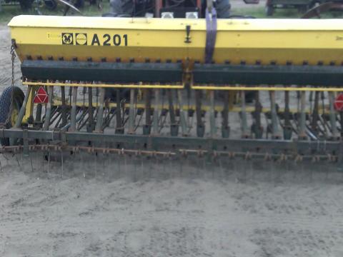 Saxonia A 201 tip 3 méteres 25 soros gabonavetőgép Saxonia A 201 tip 3 méteres 25 soros gabonavetőgép