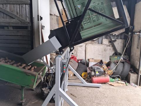 Konténerbillentő Konténerbillentő