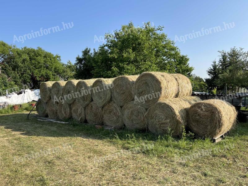 120-as széna bála