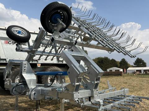 AGRIMETAL 6,4 m gyomfésű - Royal Traktor AGRIMETAL 6,4 m gyomfésű - Royal Traktor