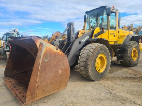 Volvo L120E homlokrakodó Volvo L120E homlokrakodó