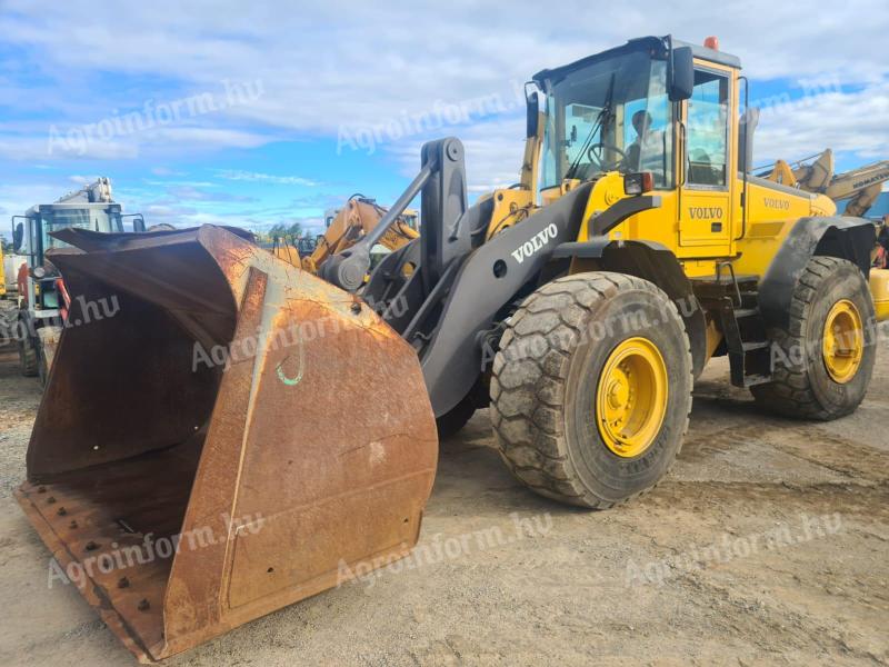 Volvo L120E homlokrakodó