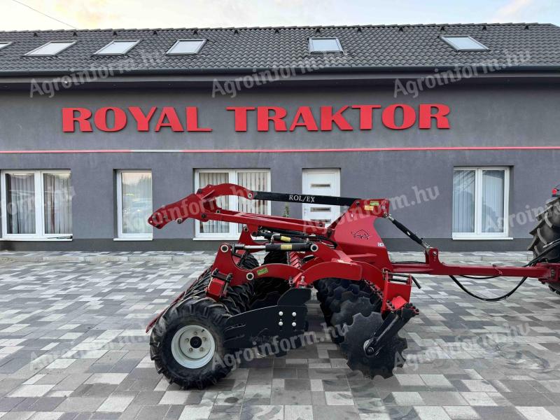 ROL/EX TAURUS 3.0 FÉLIG FÜGGESZTETT RÖVIDTÁRCSA VETŐGÉP FÜGGESZTŐVEL - ROYAL TRAKTOR