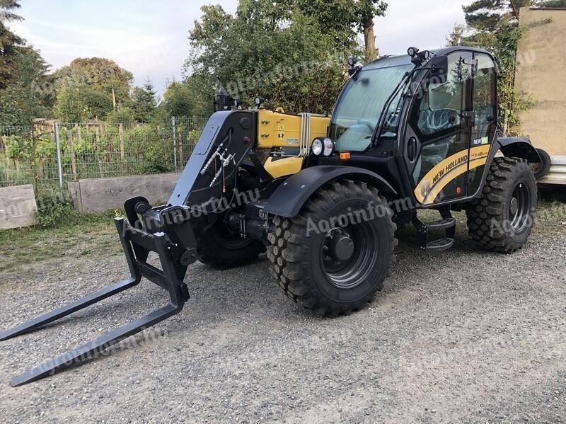 New Holland TH 7.42 ELITE teloszkópos rakodó