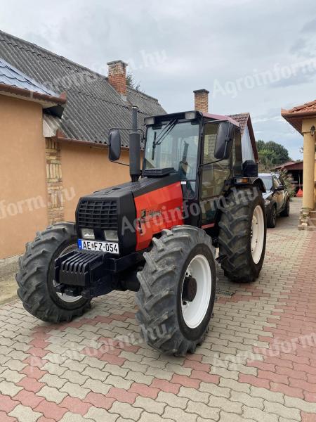 Valtra Valmet 665