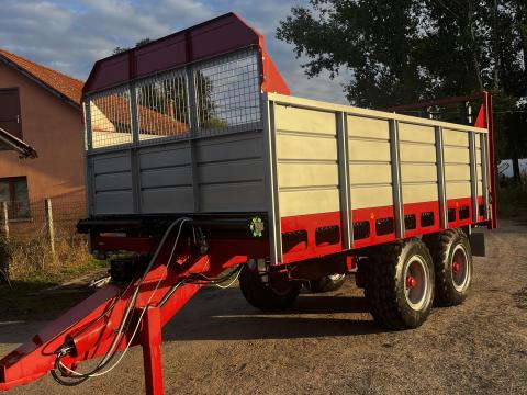 Szerves trágyaszóró T088 Szerves trágyaszóró T088