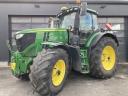 John Deere 6230 R traktor