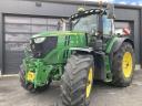 John Deere 6230 R traktor