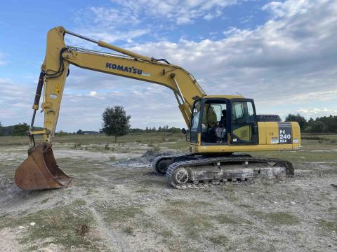 Komatsu PC240 NLC Komatsu PC240 NLC