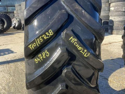 710/85R38 Michelin Axiobib 178A8 TL 710/85R38 Michelin Axiobib 178A8 TL