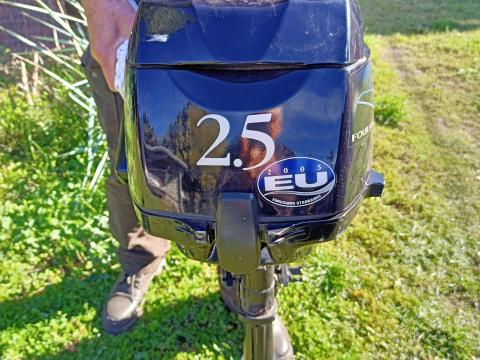 Tohatsu 4 ütemű 2,5 LE-s külső hajómotor --akcios Tohatsu 4 ütemű 2,5 LE-s külső hajómotor --akcios