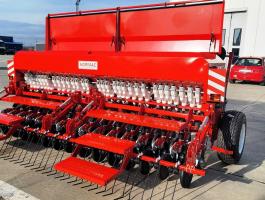 AGRIMAC gabonavetőgép 3,00-3,50-4,00 m műtrágyaadagolóval