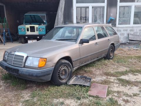 Mercedes-Benz W 124 E250 Mercedes-Benz W 124 E250