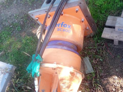 Dipperfox SC600 tuskófúró Dipperfox SC600 tuskófúró
