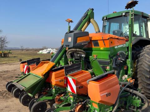 Amazone ED 4500-2C Special Profi 6 soros szemenkénti vetőgép eladó Amazone ED 4500-2C Special Profi 6 soros szemenkénti vetőgép eladó