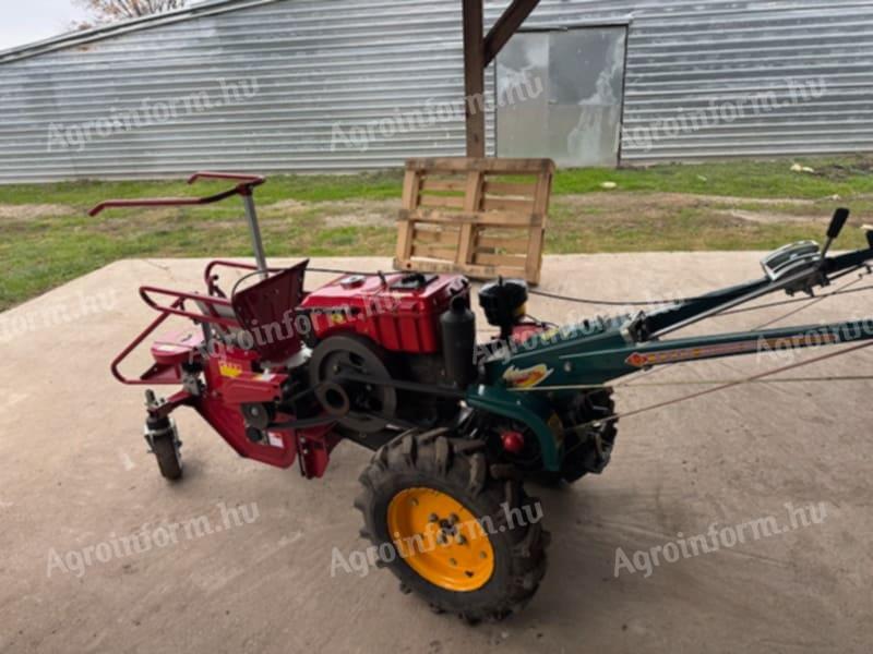 KVD-1 soros mini kukorica csőtörő, bemutató demó gép