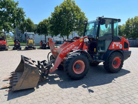 Kubota R085 / 2019 / 1850 óra / Lízing 20%-tól Kubota R085 / 2019 / 1850 óra / Lízing 20%-tól