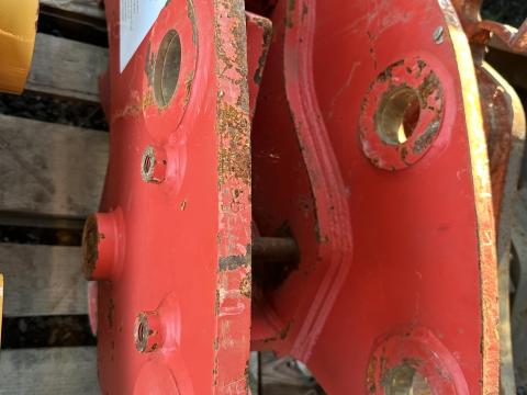 Gyorscsatlakozó 60 mm-es csapszeghez Gyorscsatlakozó 60 mm-es csapszeghez