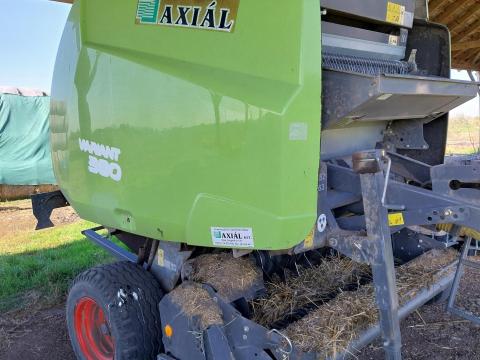 Eladó Claas Variant 380 Eladó Claas Variant 380