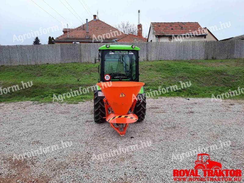 GRASS-ROL 300 L FÜGGESZTETT SÓ- ÉS HOMOKSZÓRÓ - KÉSZLETRŐL - ROYAL TRAKTOR