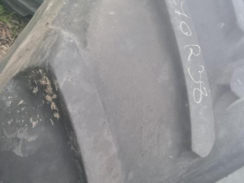 710/70R38 2db Michelin újszerű gumik ELADÓK 710/70R38 2db Michelin újszerű gumik ELADÓK