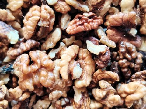 Dióbél, vegyes dió eladó postai szállítással is Dióbél, vegyes dió eladó postai szállítással is