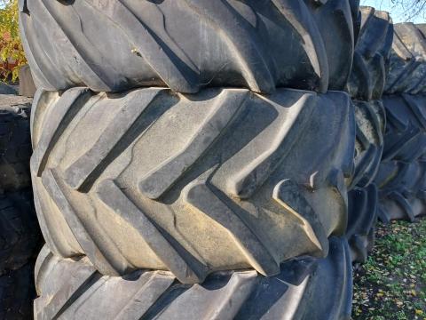 800/65R 32 (30.5R32) gumiabroncs 800/65R 32 (30.5R32) gumiabroncs