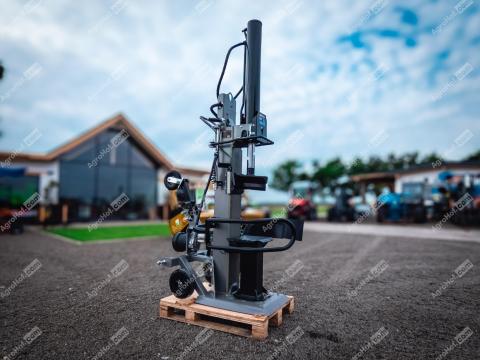 Fahasító, rönkhasító 30 t hasítóerővel (kardánhajtás) / Jansen TS-30