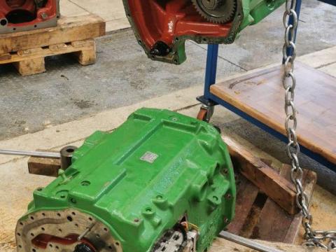 John Deere AutoPowr - ZF ECCOM Reparatur und Ersatzteile John Deere AutoPowr - ZF ECCOM Reparatur und Ersatzteile