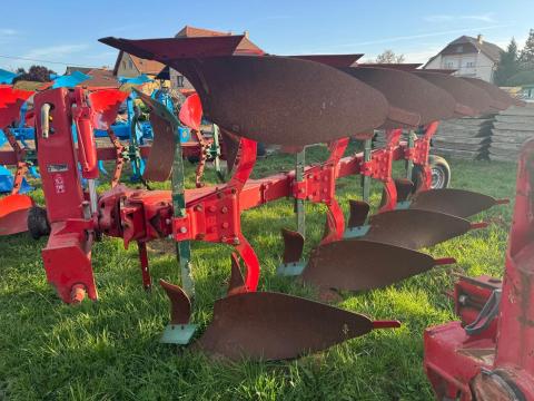 VOGEL NOOT MS 1050, 4 Fejes Váltvaforgató Eke Új Vasakkal VOGEL NOOT MS 1050, 4 Fejes Váltvaforgató Eke Új Vasakkal